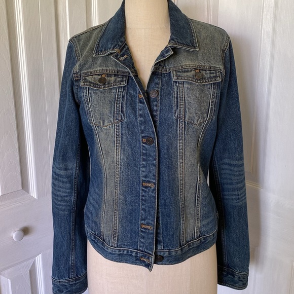 Banana Republic Jean Jacket size medium - Picture 3 of 11